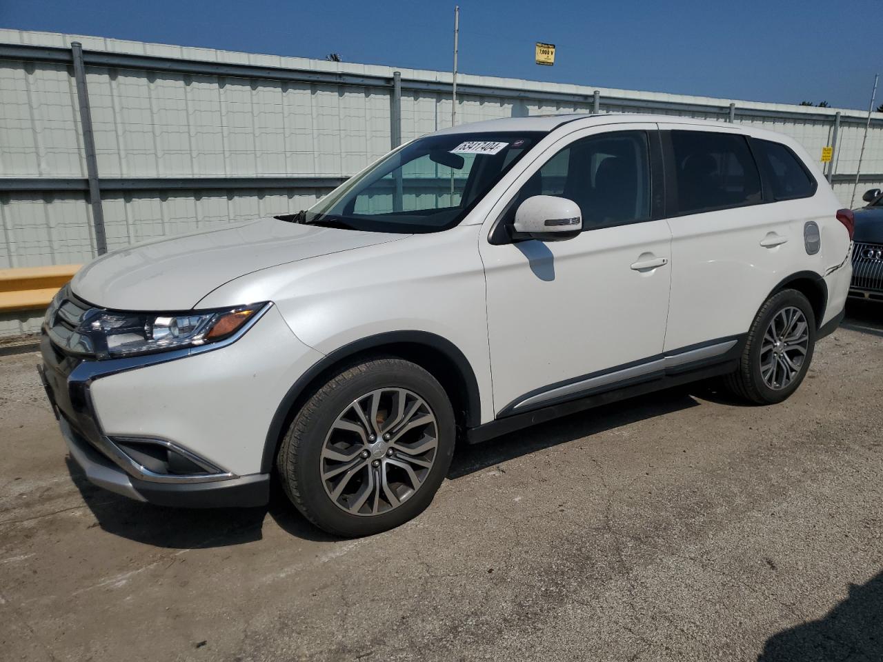 MITSUBISHI Outlander 2018