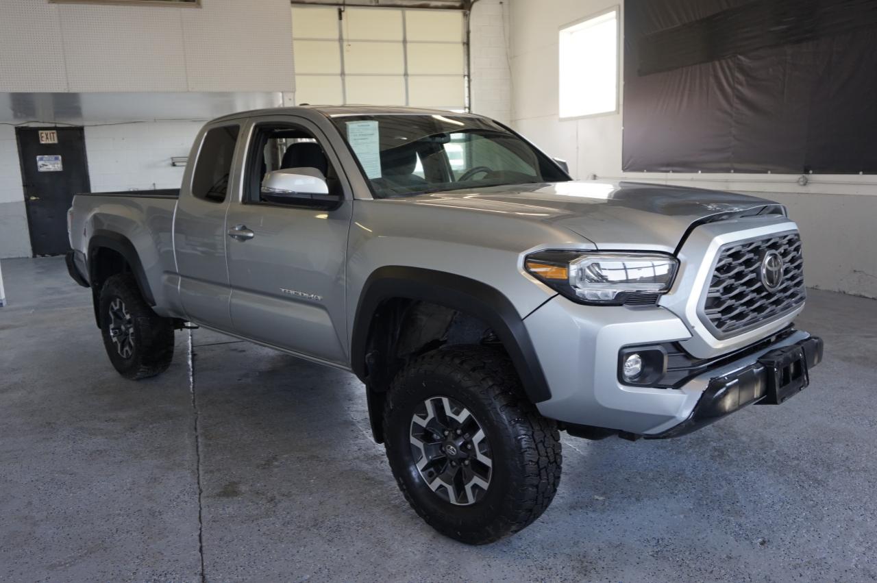 TOYOTA TACOMA 2022