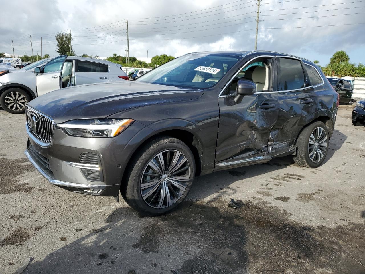 VOLVO XC60 B5 IN 2022