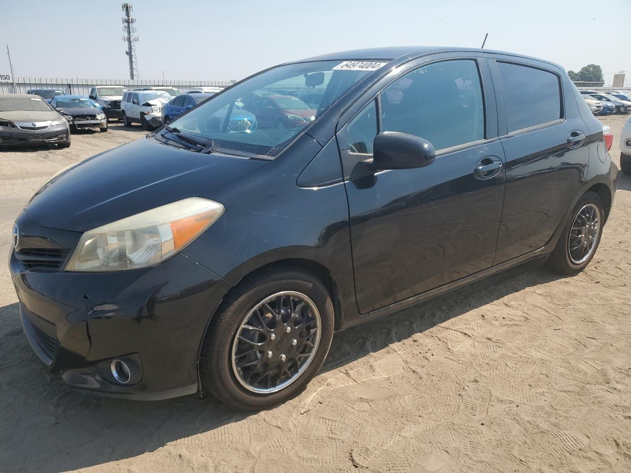 TOYOTA Yaris 2014