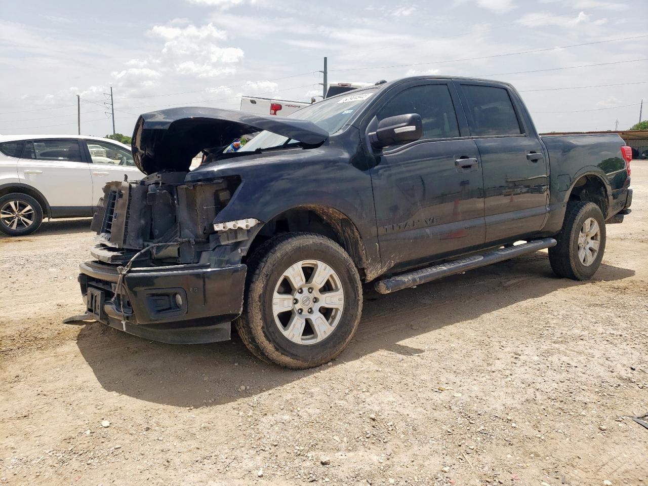 NISSAN TITAN PLAT 2019