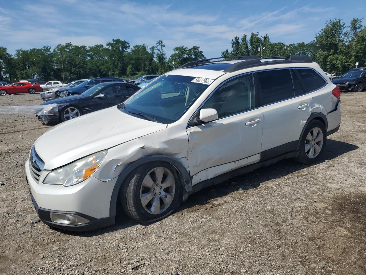 SUBARU OUTBACK 2. 2012
