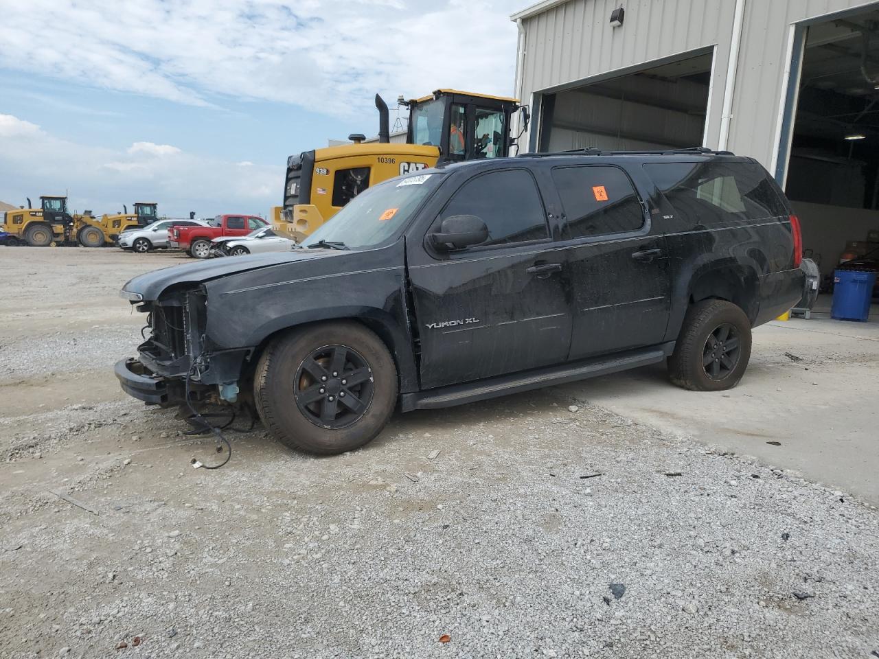 GMC YUKON XL 2011