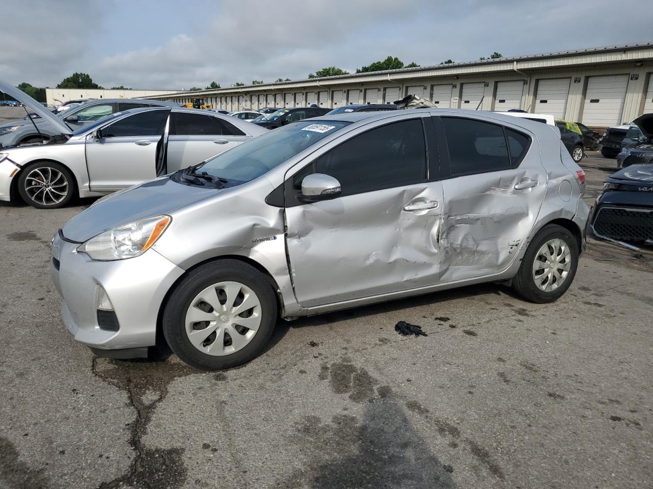 TOYOTA PRIUS C 2014