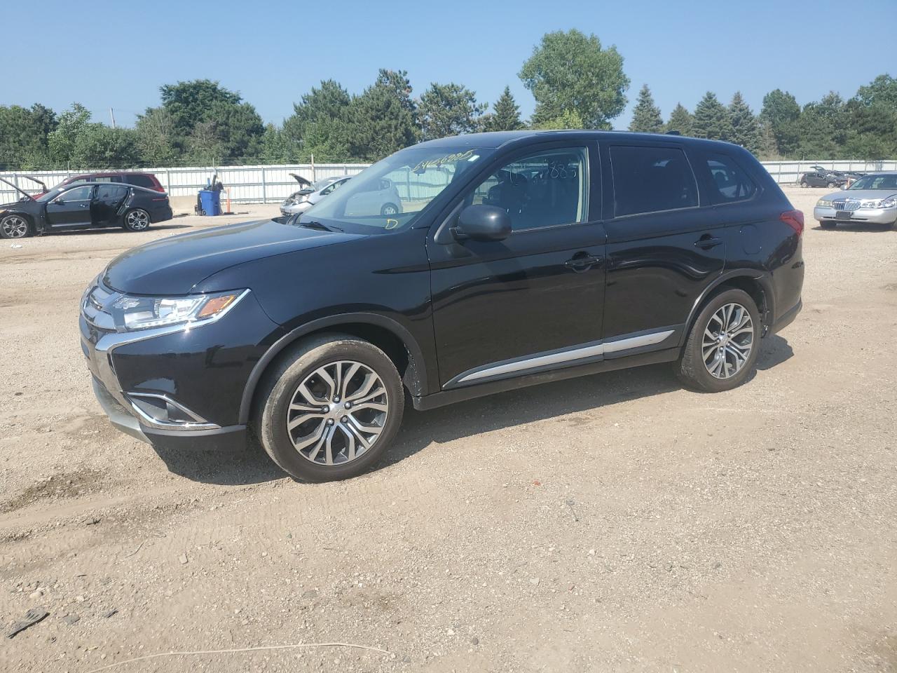 MITSUBISHI OUTLANDER 2018