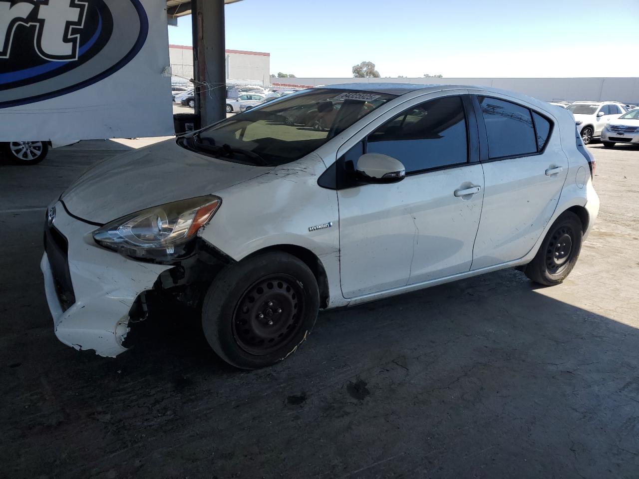 TOYOTA PRIUS C 2015