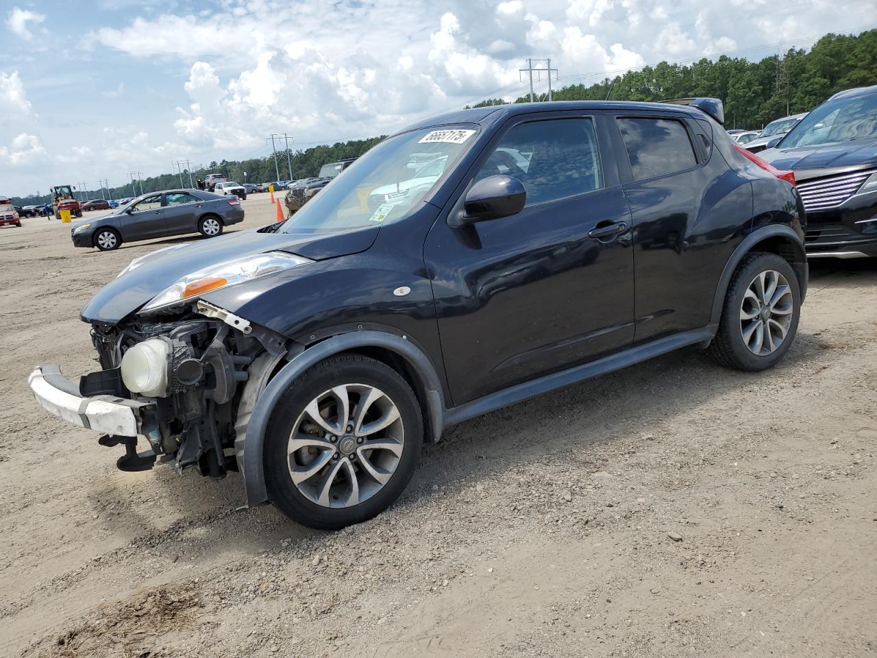 NISSAN JUKE S 2011