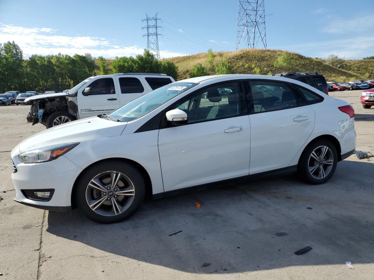 FORD FOCUS SE 2017