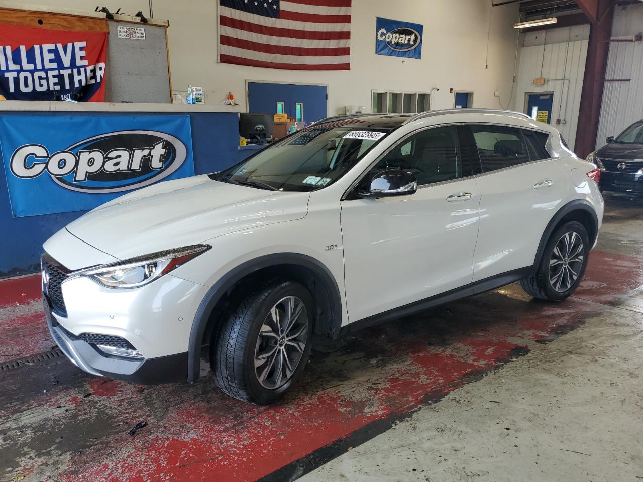 INFINITI QX30 BASE 2018