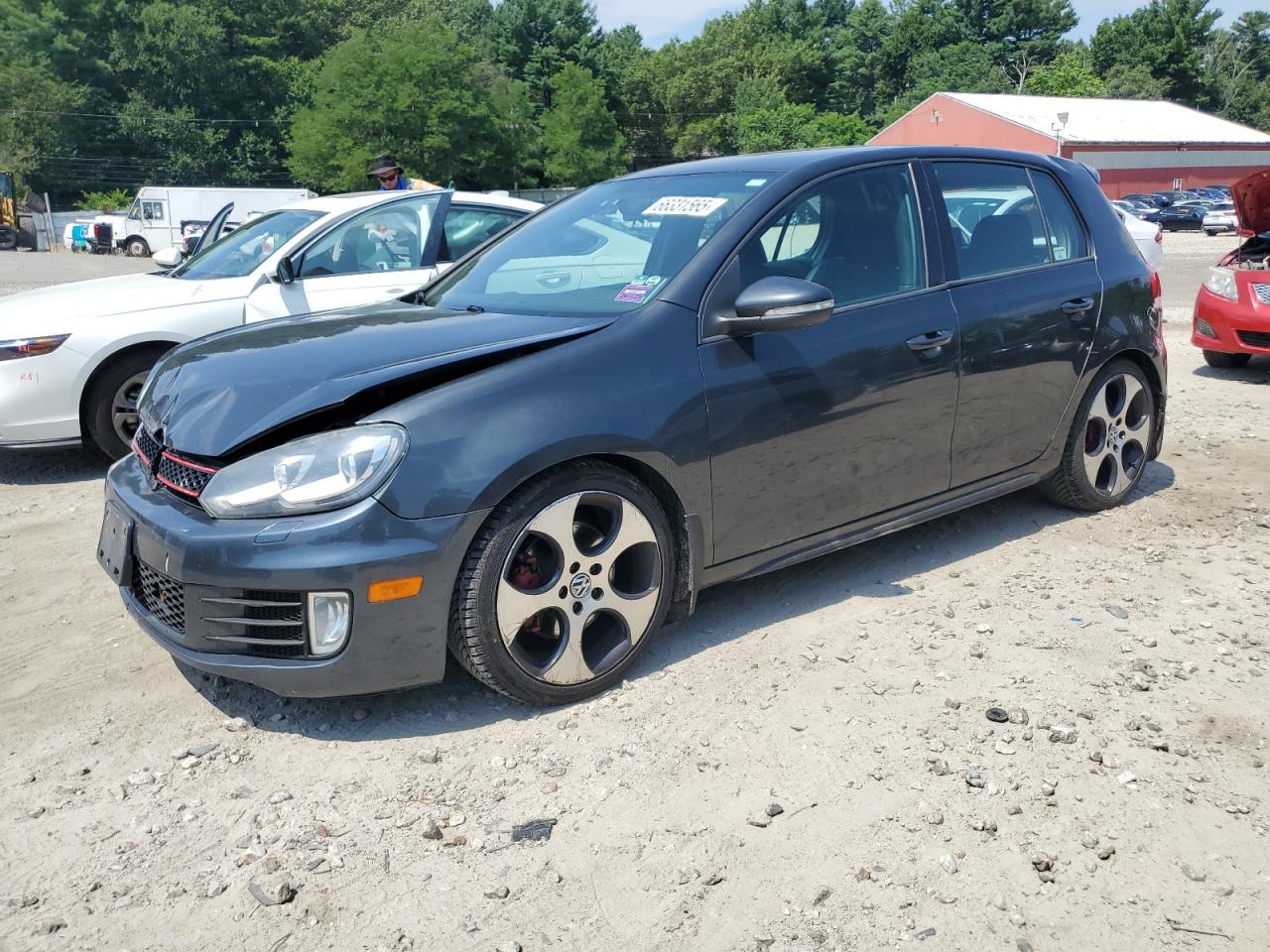 VOLKSWAGEN GTI 2011