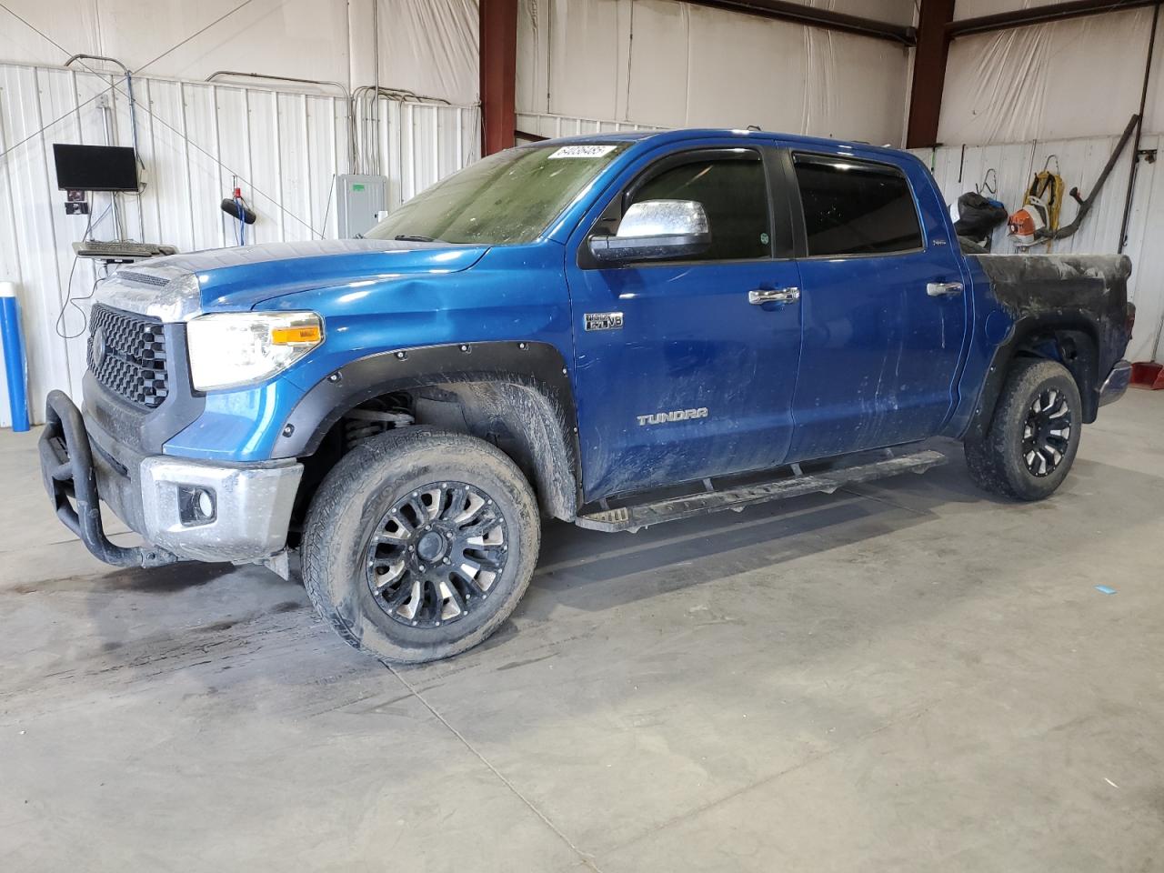 TOYOTA TUNDRA 2017