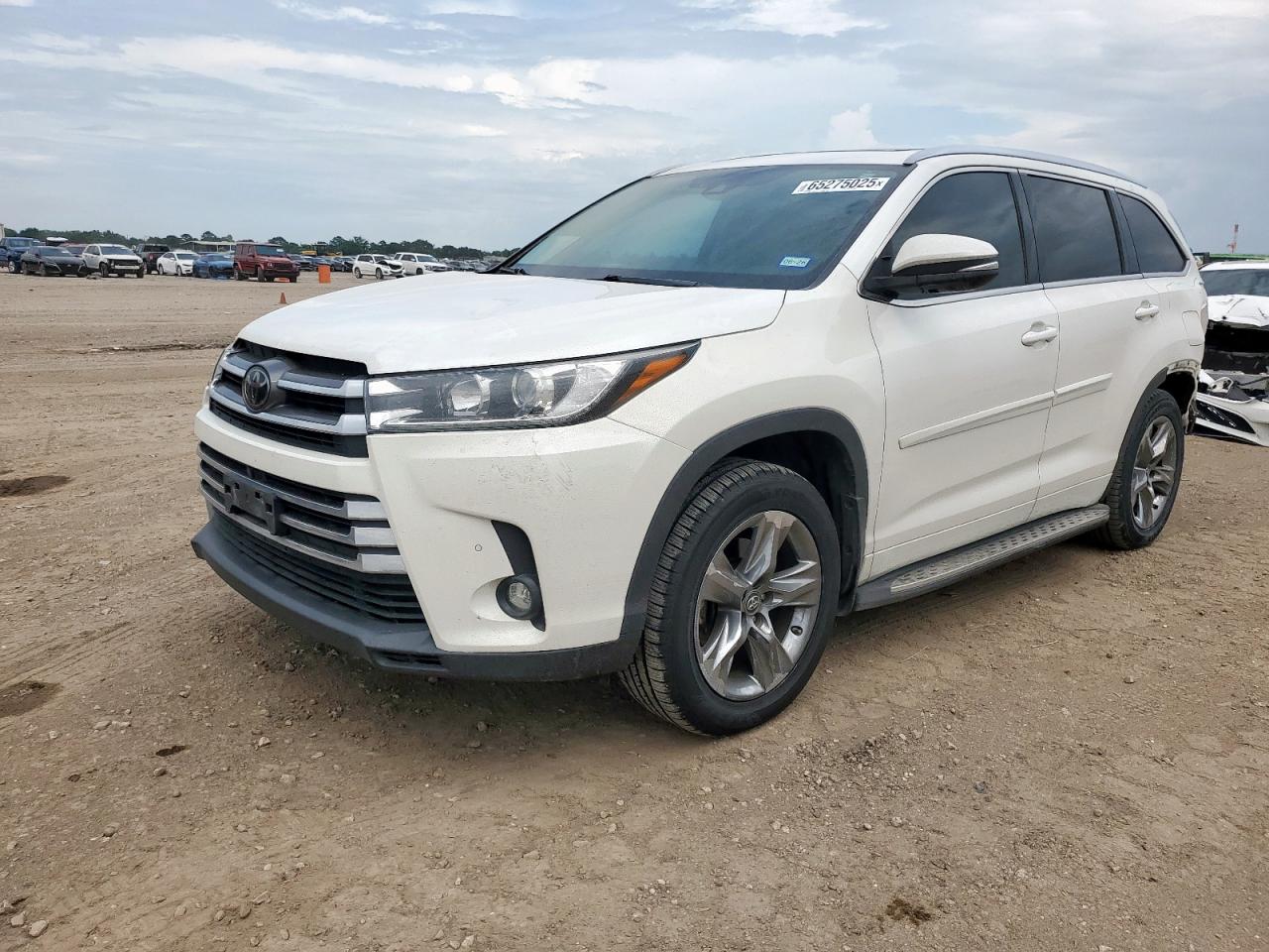 TOYOTA HIGHLANDER 2019