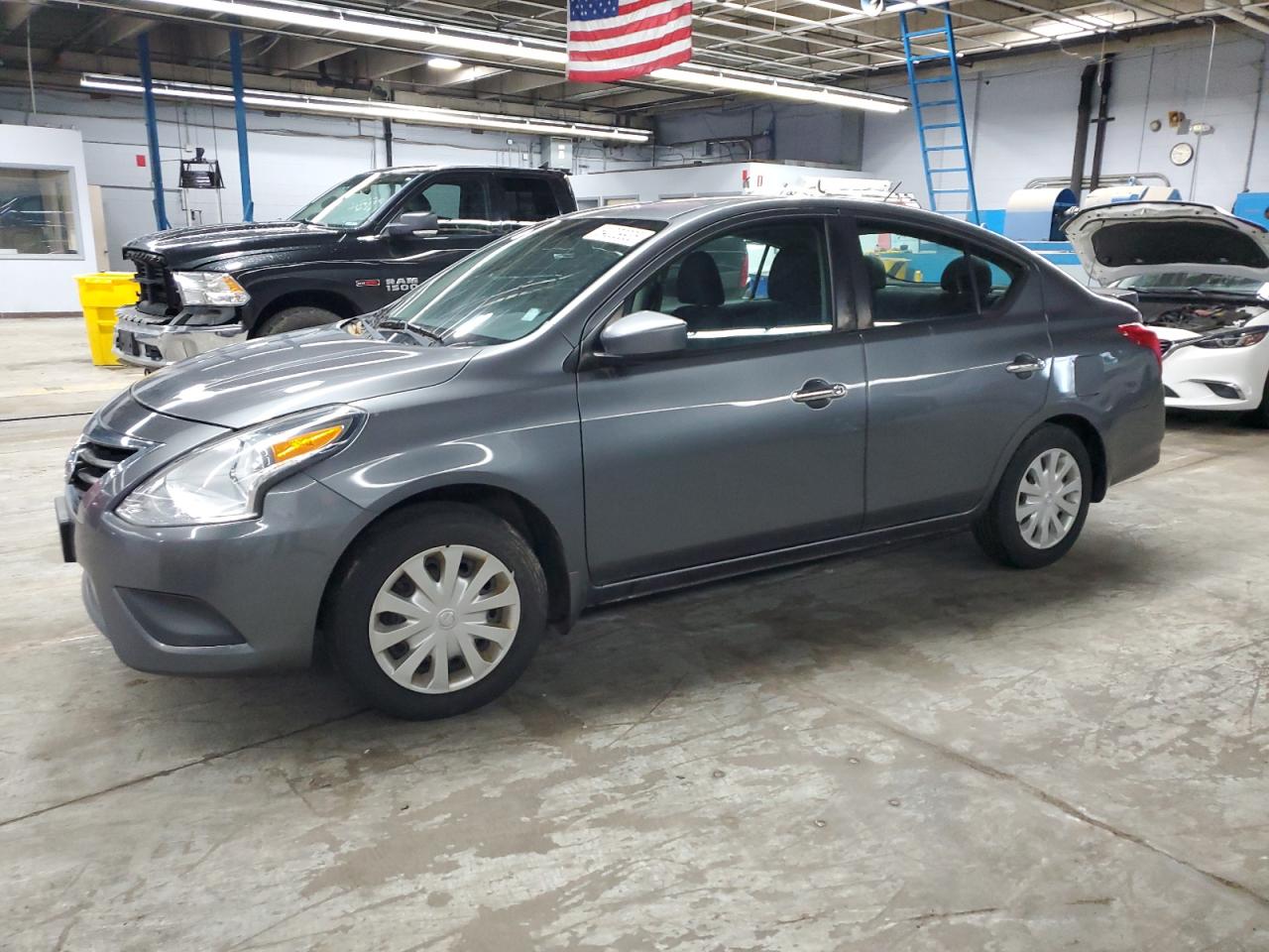 NISSAN VERSA S 2017