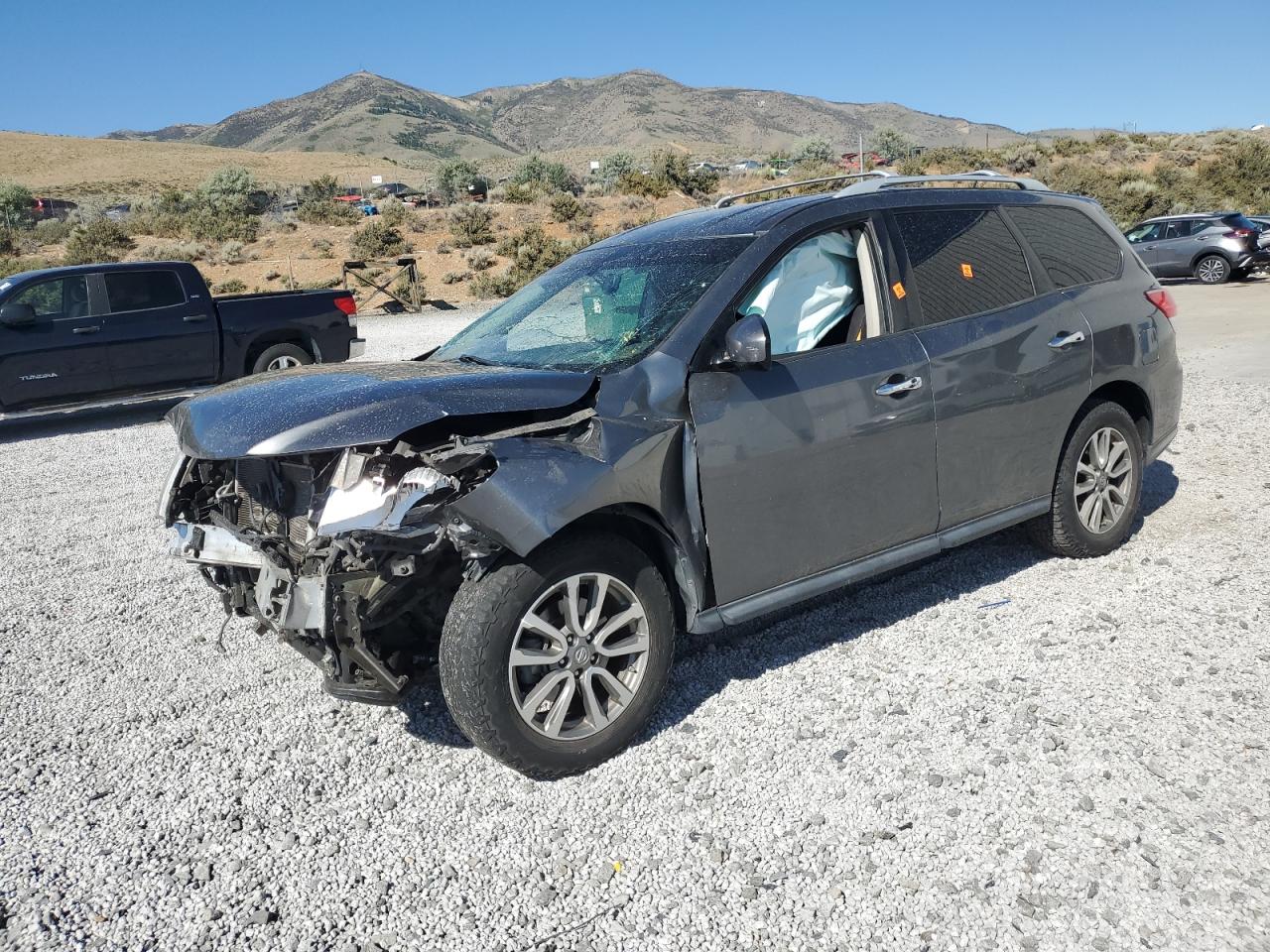 NISSAN PATHFINDER 2015