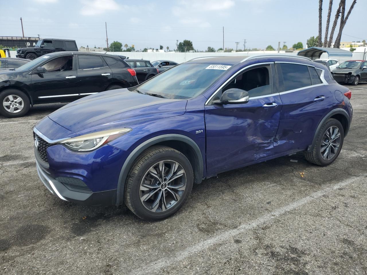 INFINITI QX30 BASE 2018