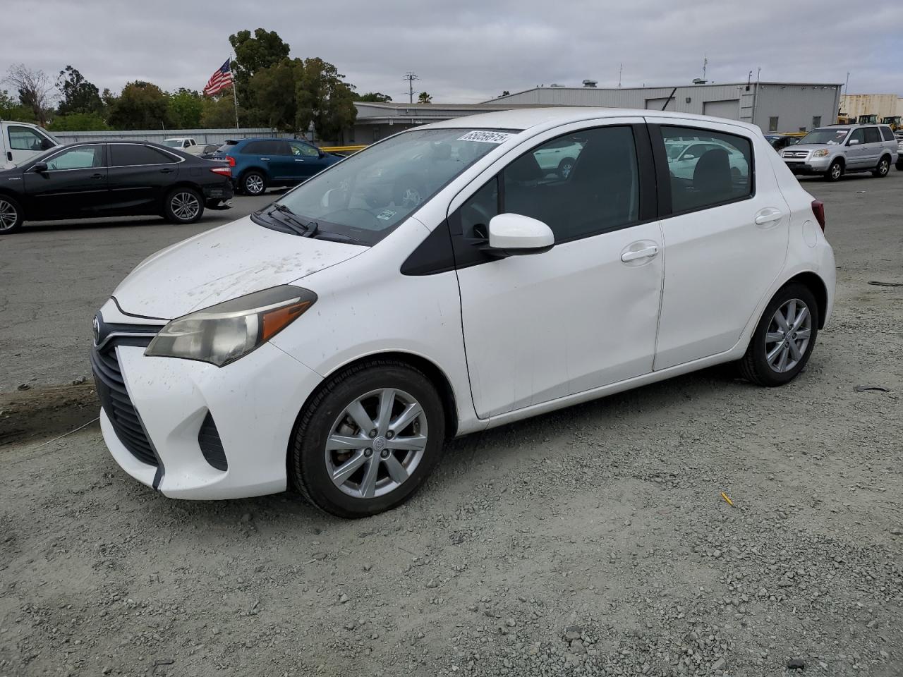 TOYOTA YARIS 2015