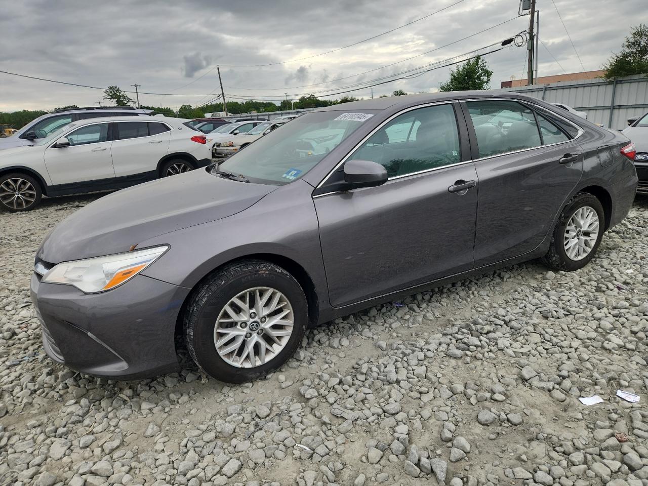 TOYOTA CAMRY LE 2017