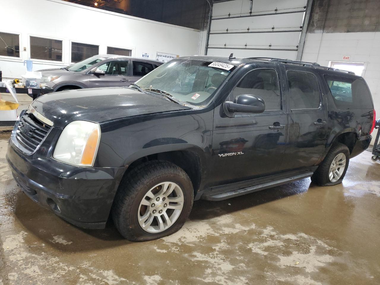 GMC YUKON XL K 2011