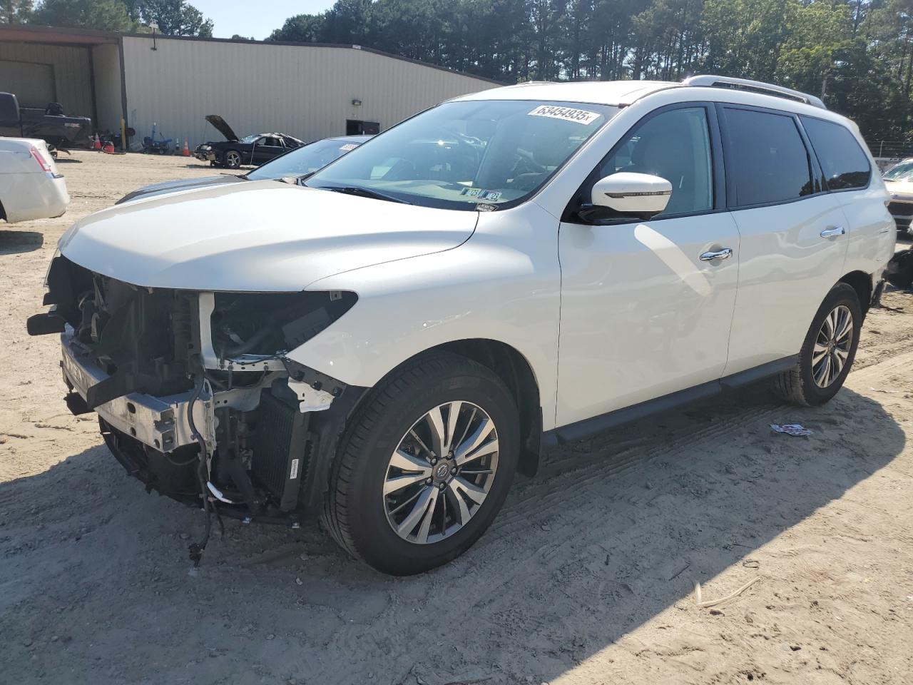 NISSAN PATHFINDER 2019