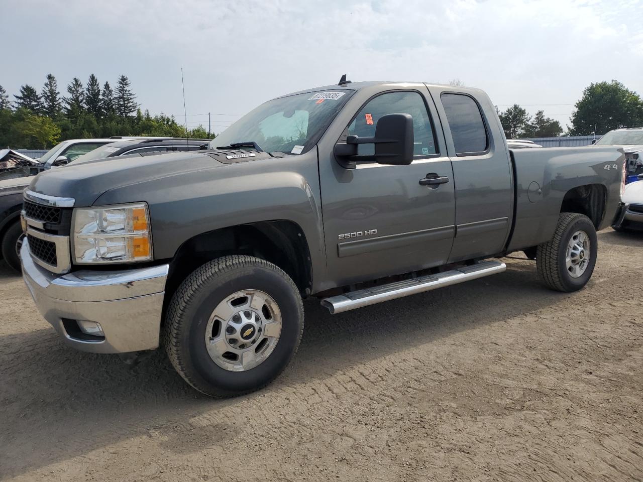 CHEVROLET SILVERADO 2011