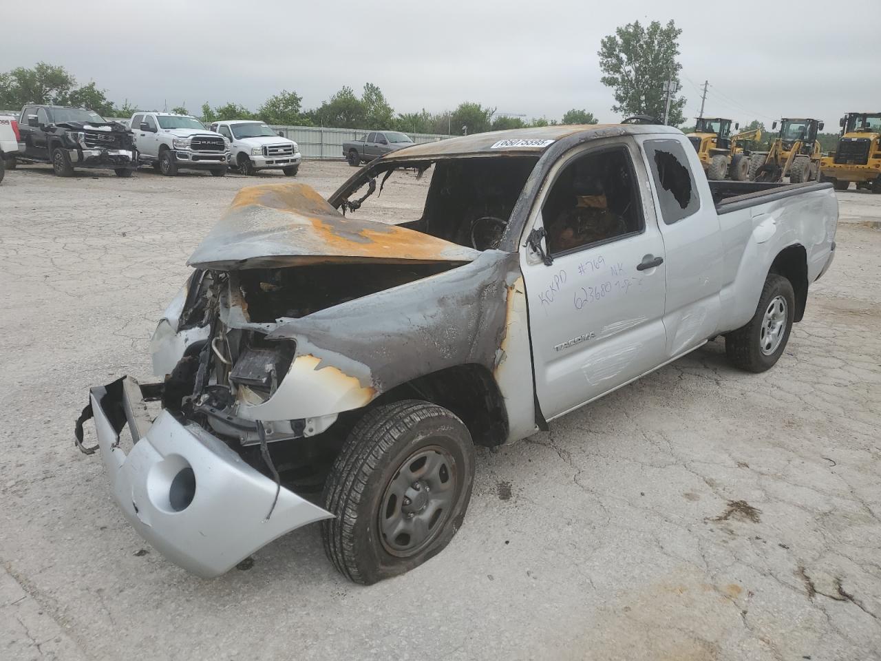 TOYOTA TACOMA ACC 2009