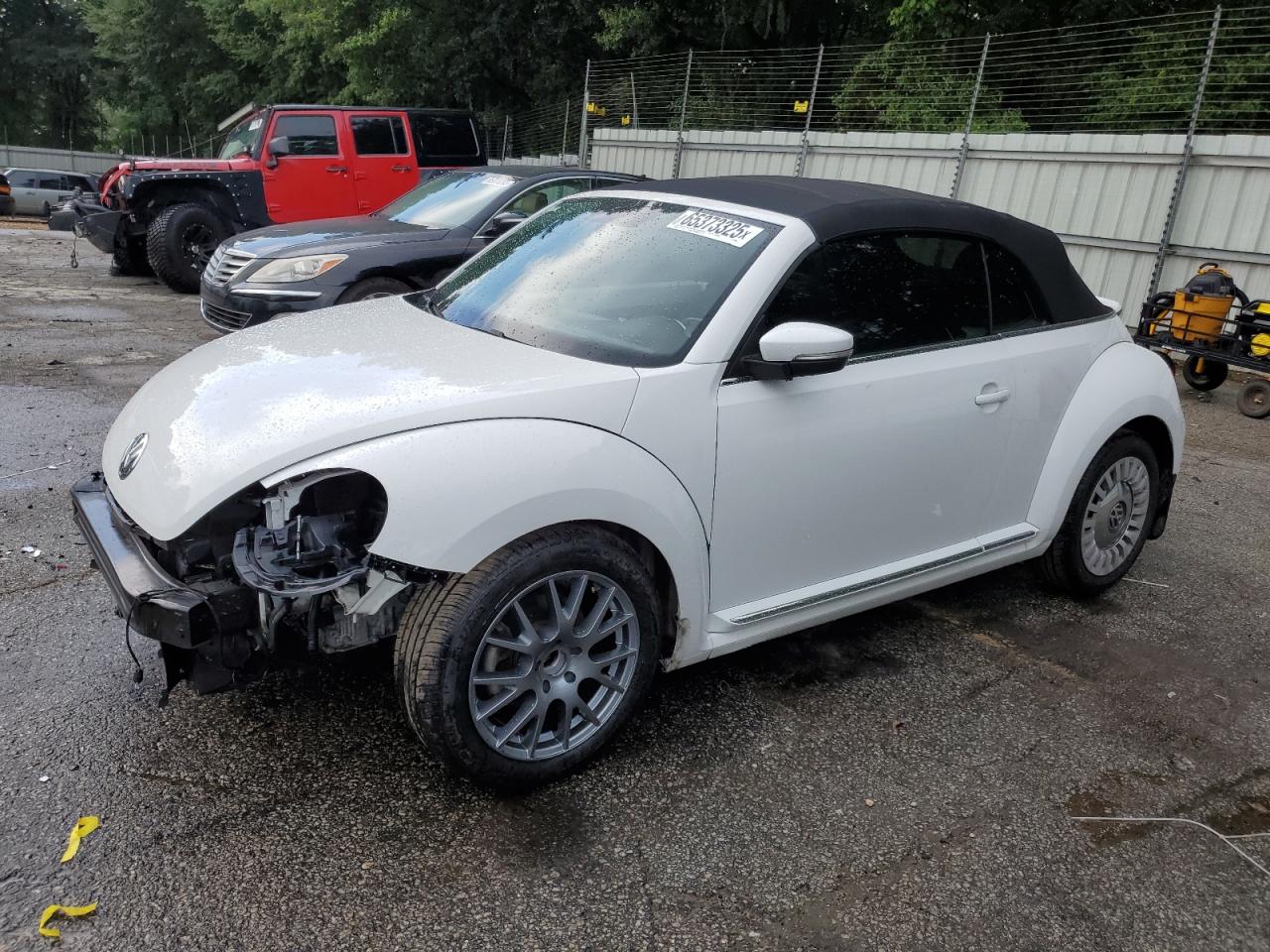 VOLKSWAGEN BEETLE 2014