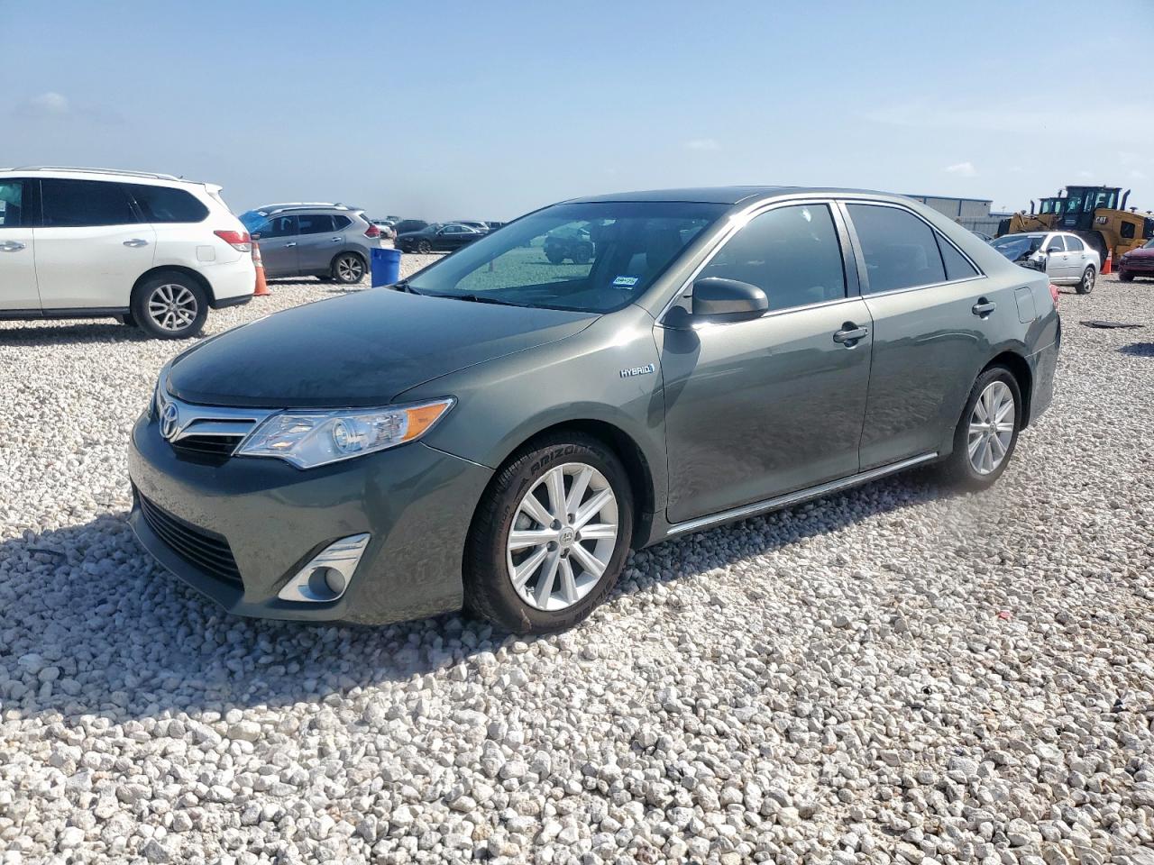 TOYOTA CAMRY HYBR 2013