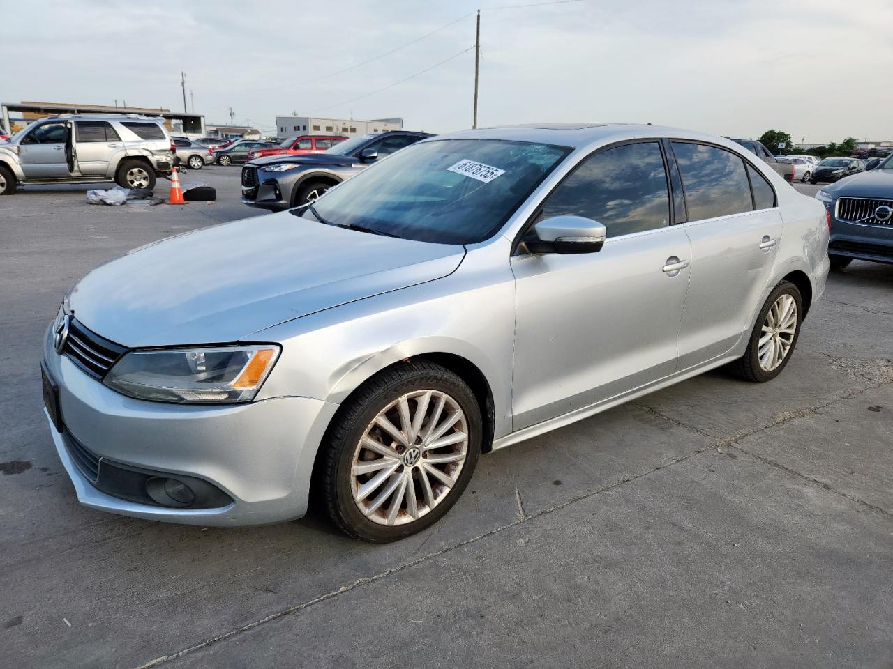 VOLKSWAGEN JETTA SEL 2011
