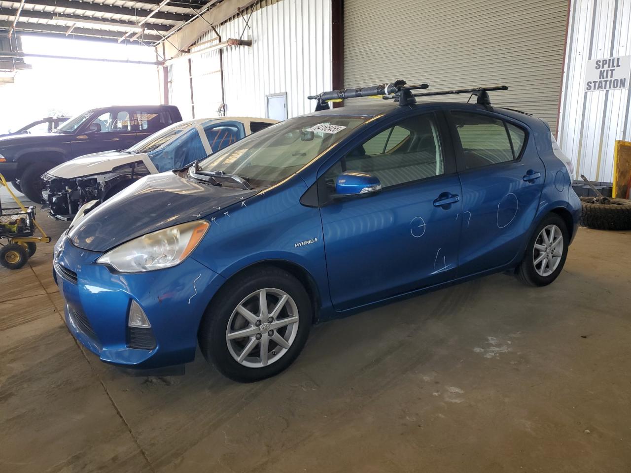 TOYOTA PRIUS C 2012