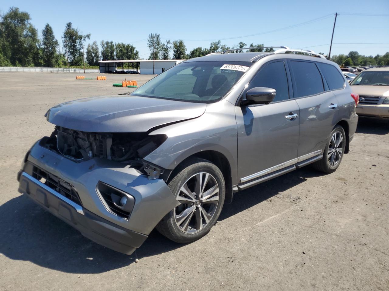 NISSAN PATHFINDER 2017