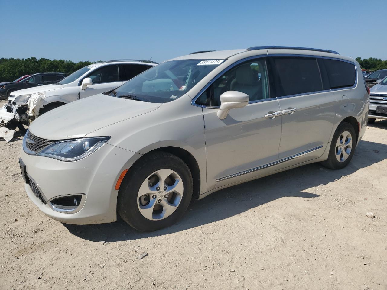 CHRYSLER PACIFICA T 2017