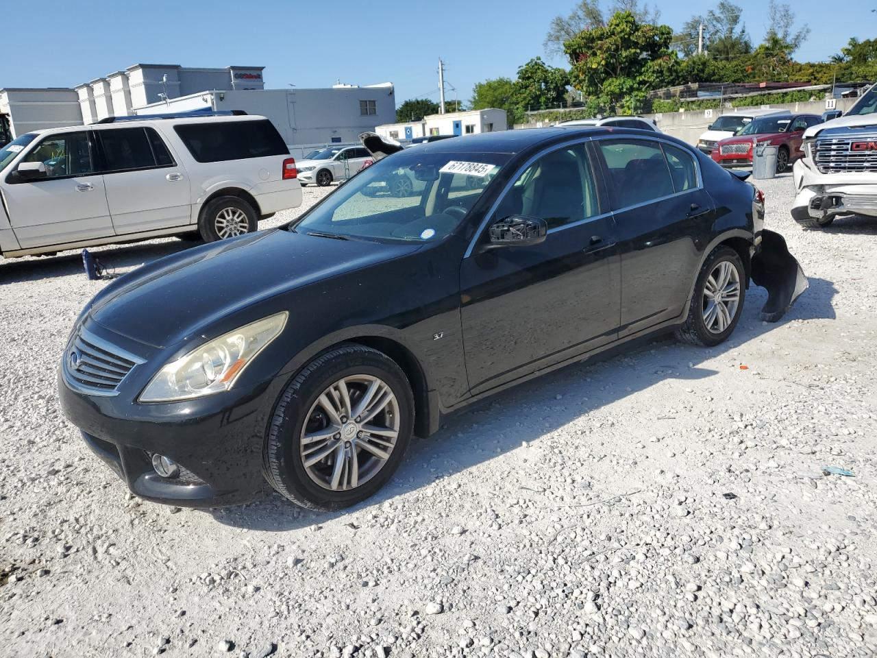 INFINITI Q40 2015