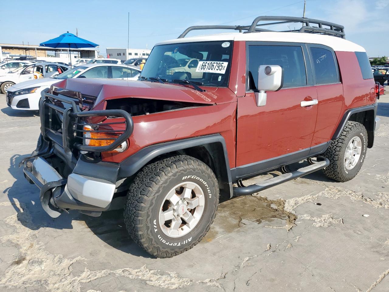 TOYOTA FJ CRUISER 2011