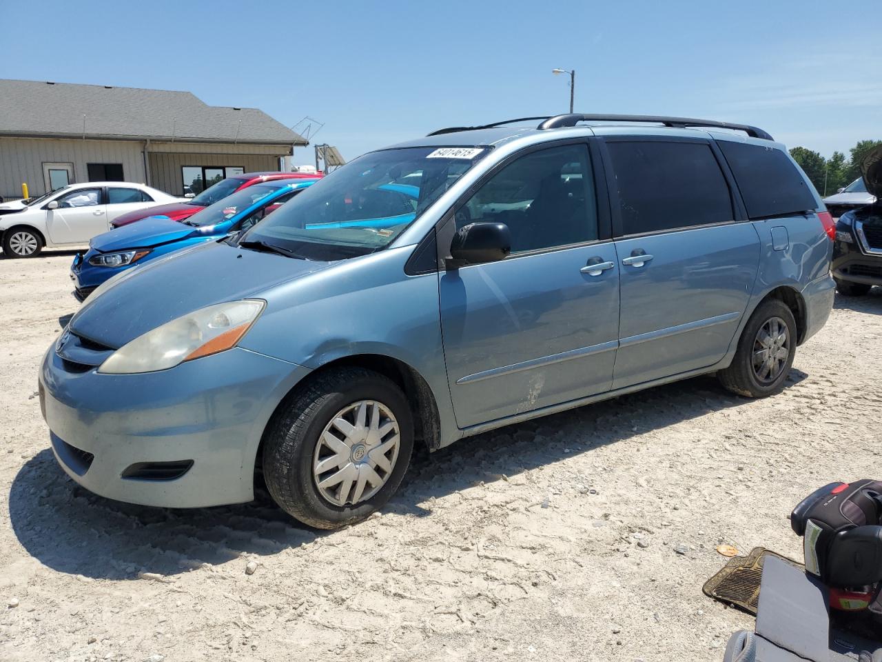 TOYOTA SIENNA CE 2009