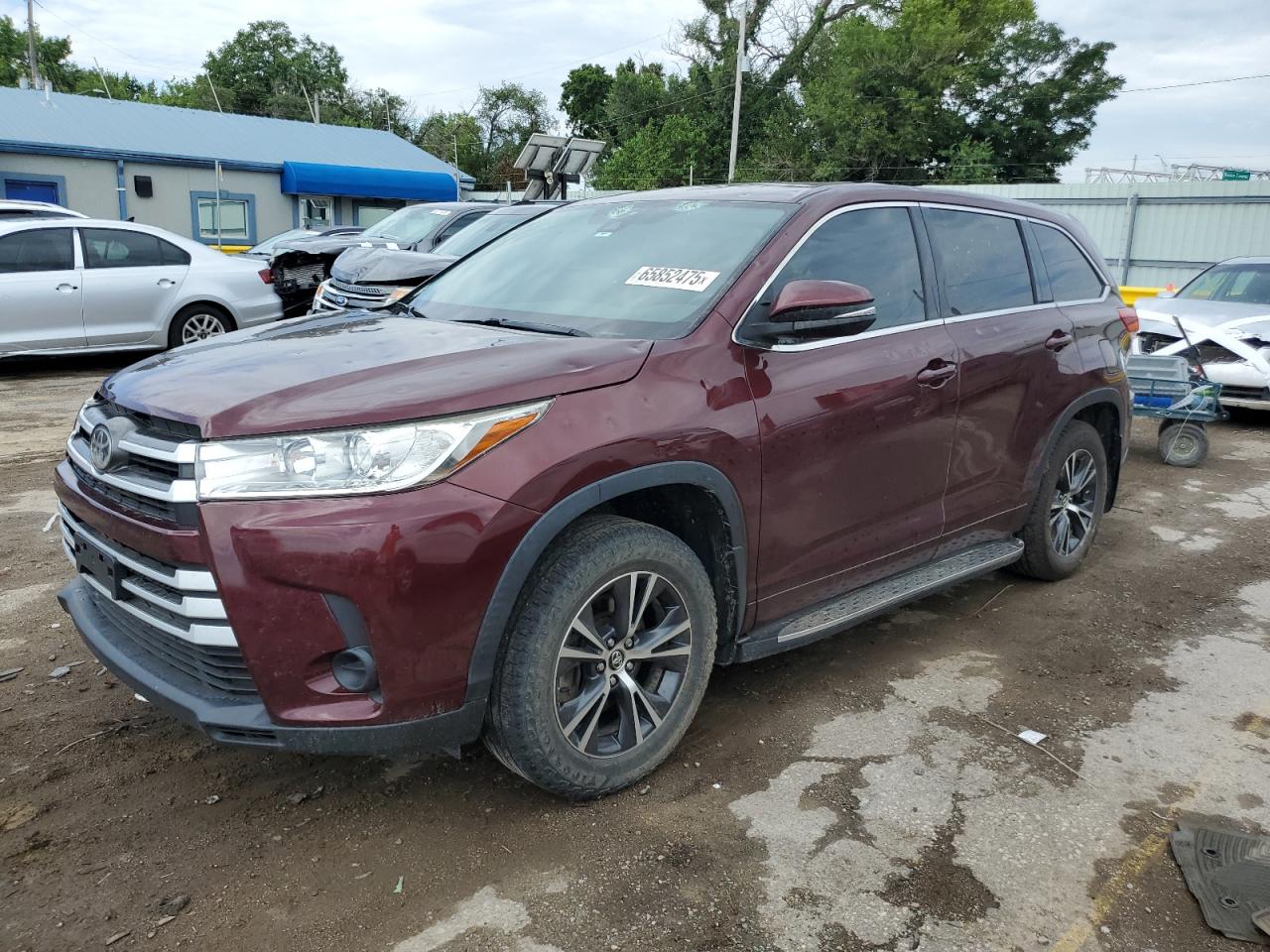 TOYOTA HIGHLANDER LE 2017