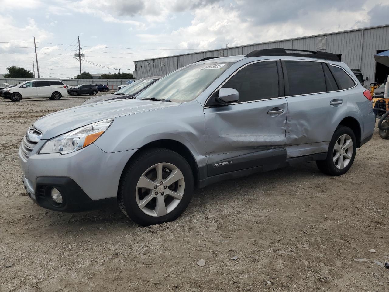 SUBARU OUTBACK 2. 2014