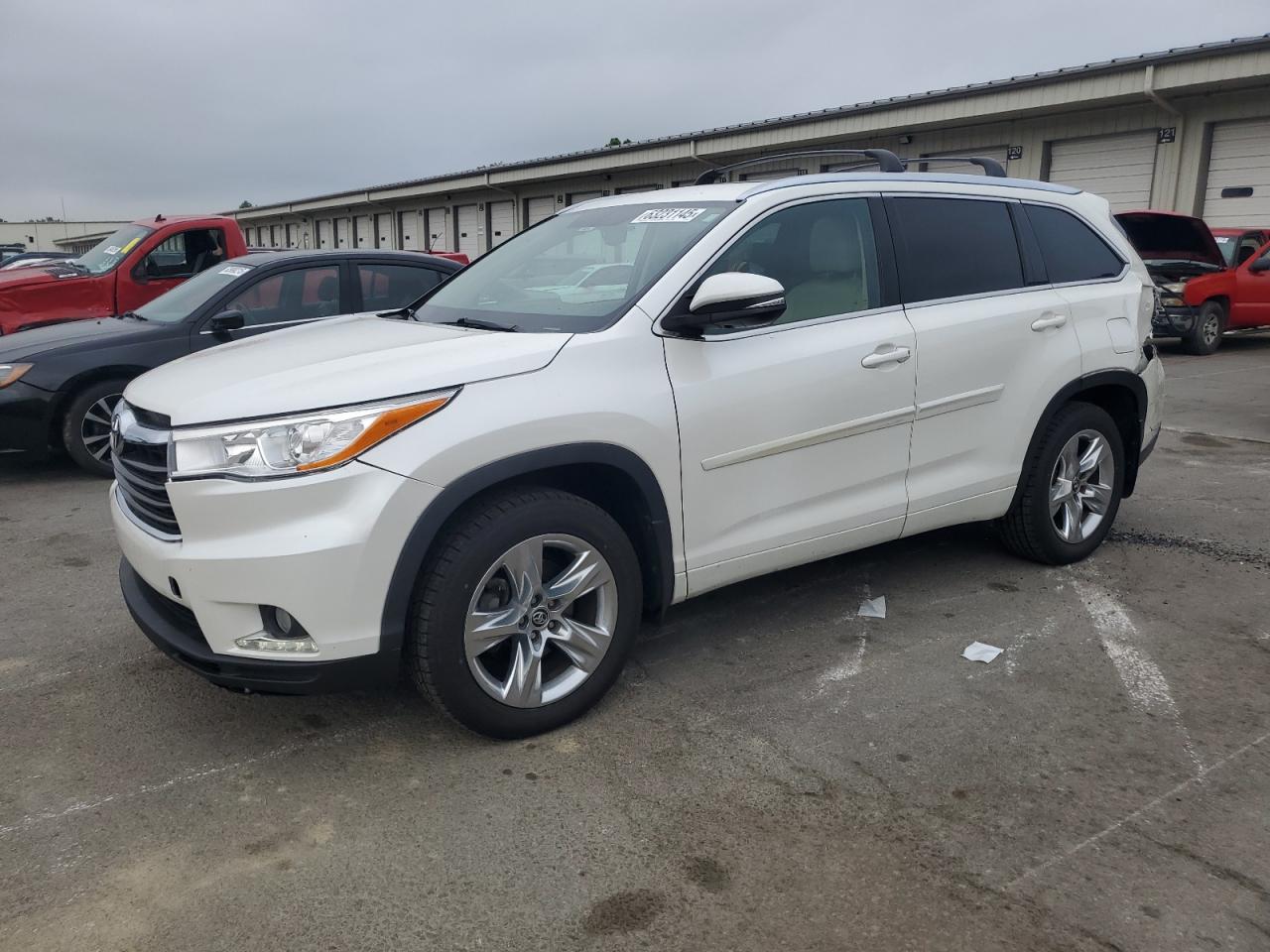 TOYOTA HIGHLANDER 2016