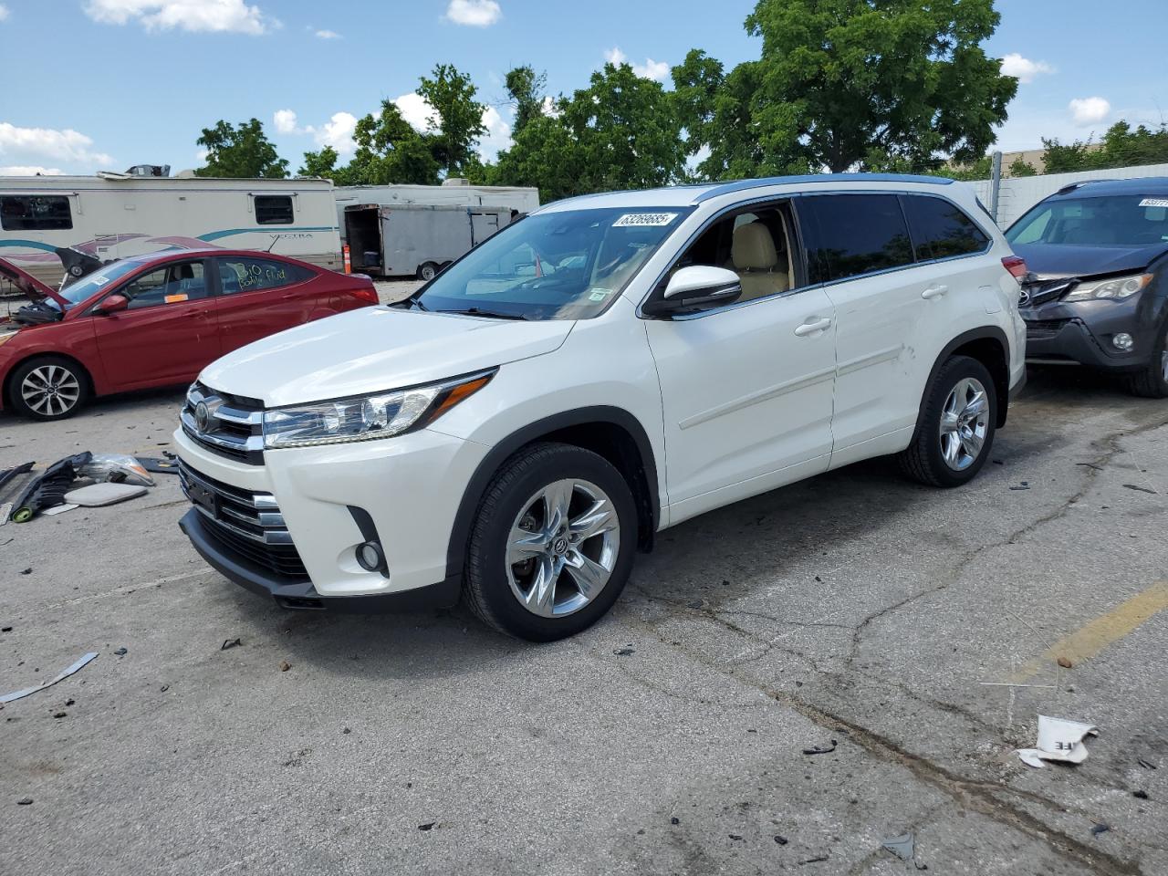 TOYOTA HIGHLANDER 2017