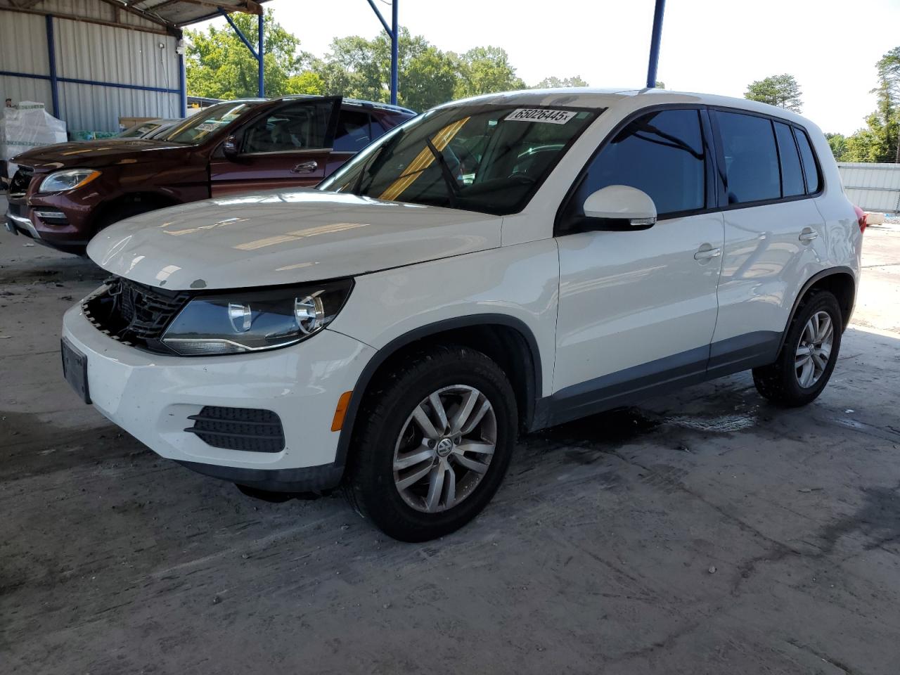 VOLKSWAGEN TIGUAN S 2013