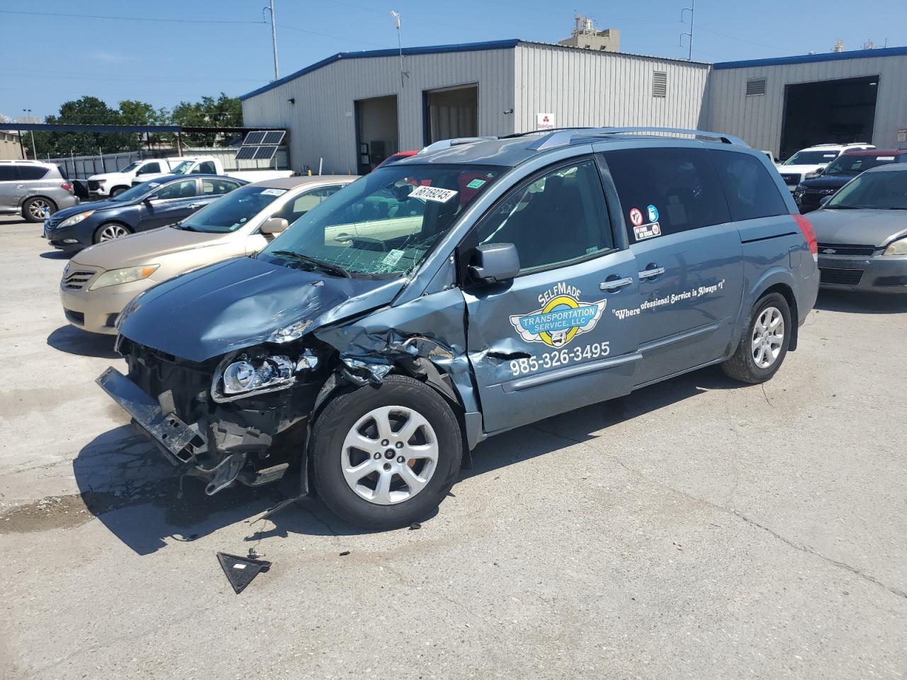 NISSAN QUEST S 2009