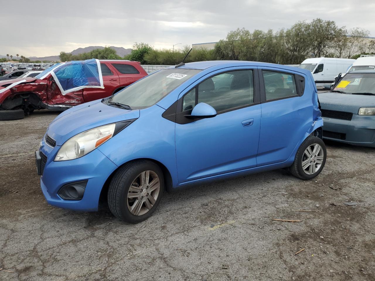 CHEVROLET SPARK 1LT 2013