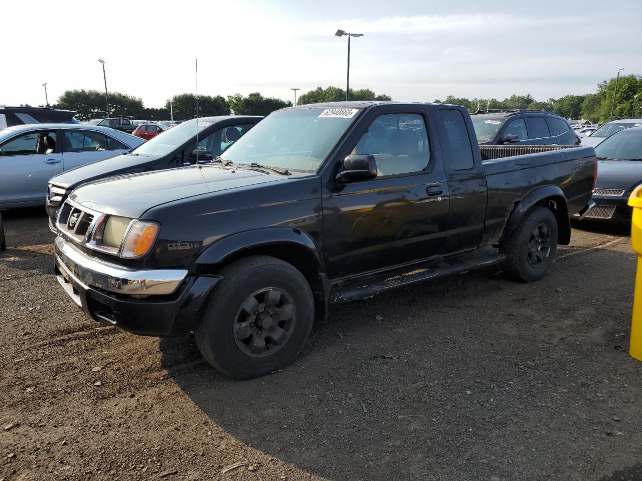 NISSAN FRONTIER K 2000