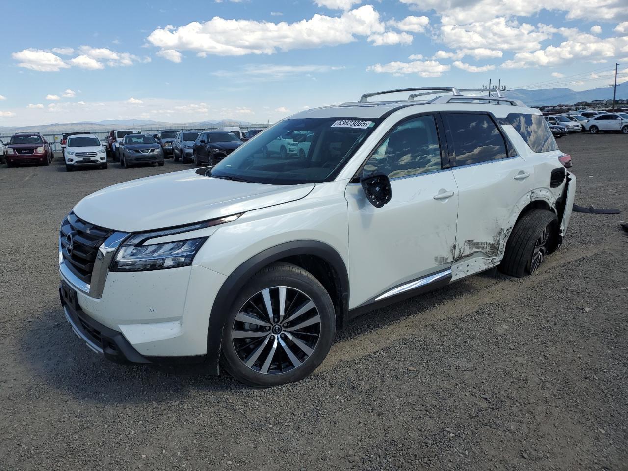 NISSAN PATHFINDER 2024