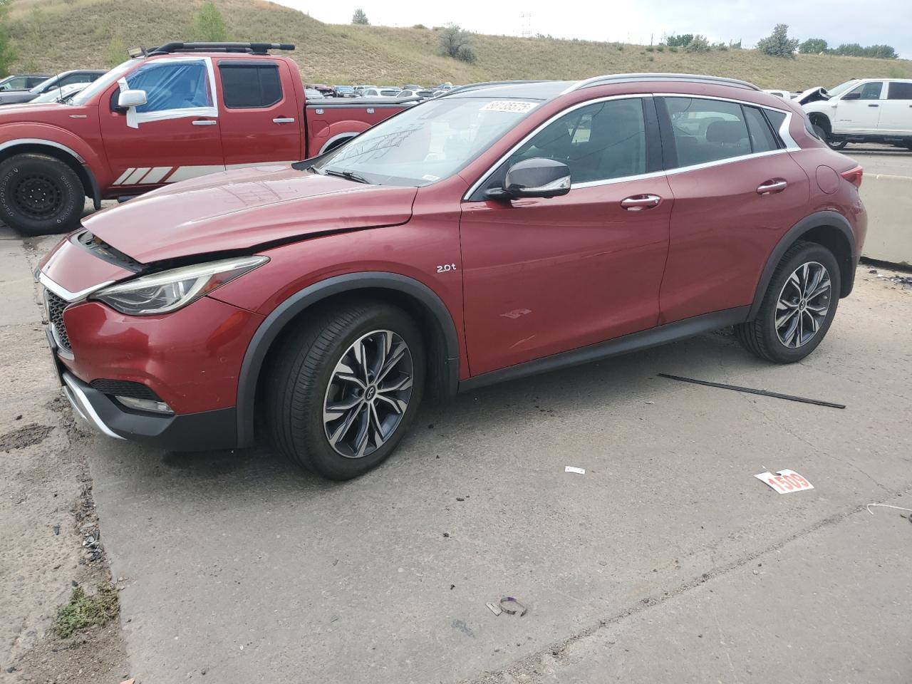 INFINITI QX30 BASE 2017