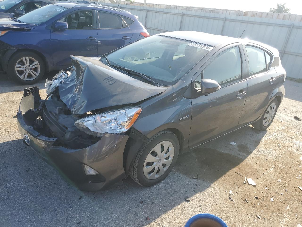 TOYOTA PRIUS C 2013