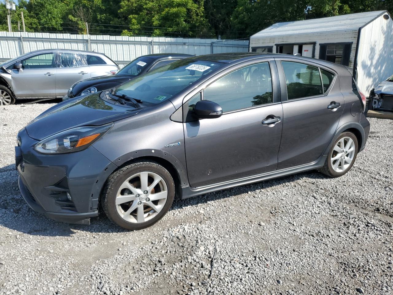 TOYOTA PRIUS C 2018
