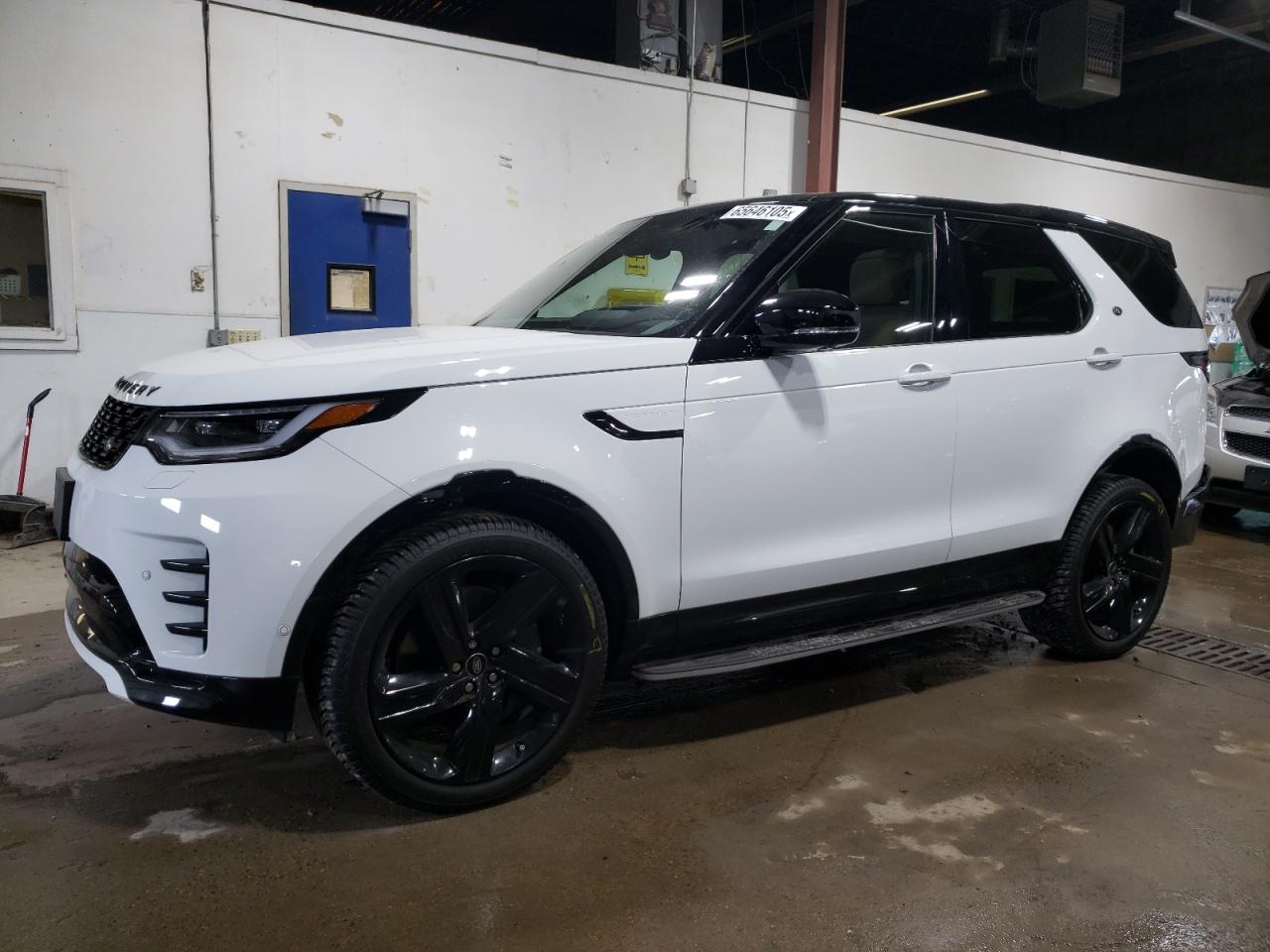 LAND ROVER DISCOVERY 2024