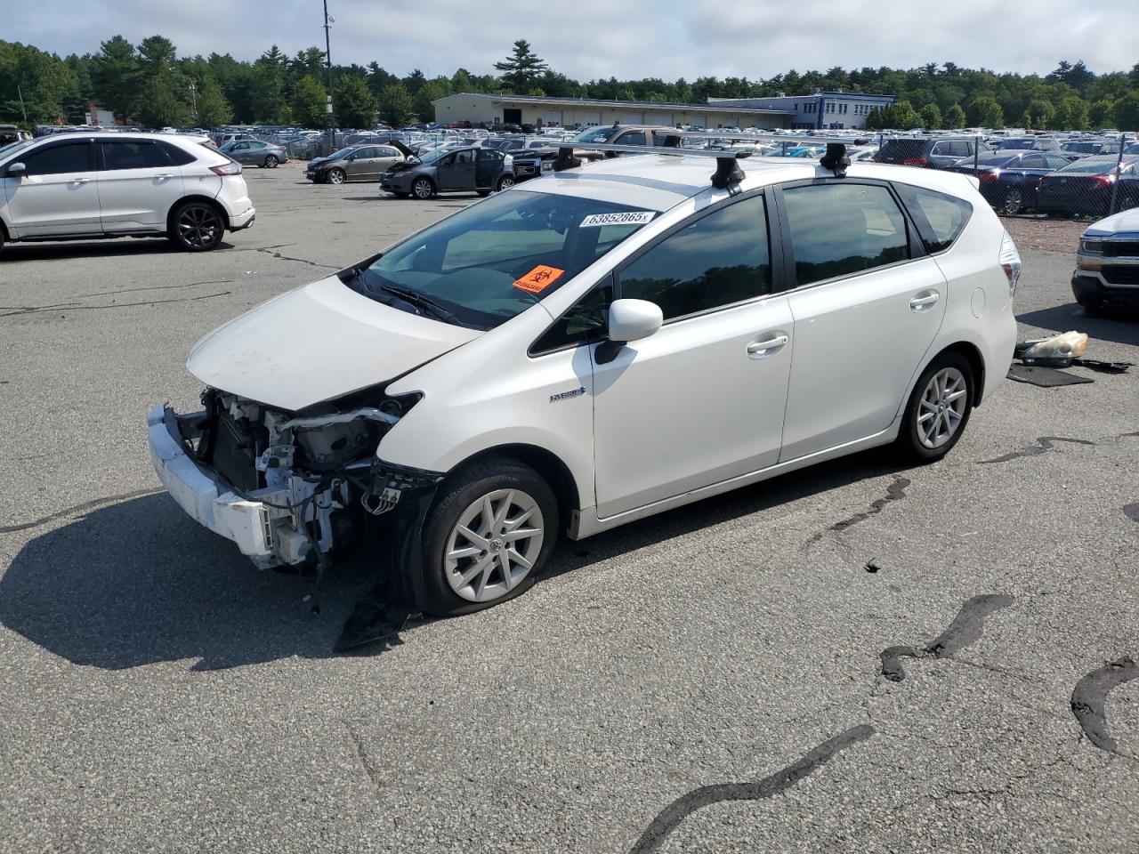 TOYOTA PRIUS V 2012
