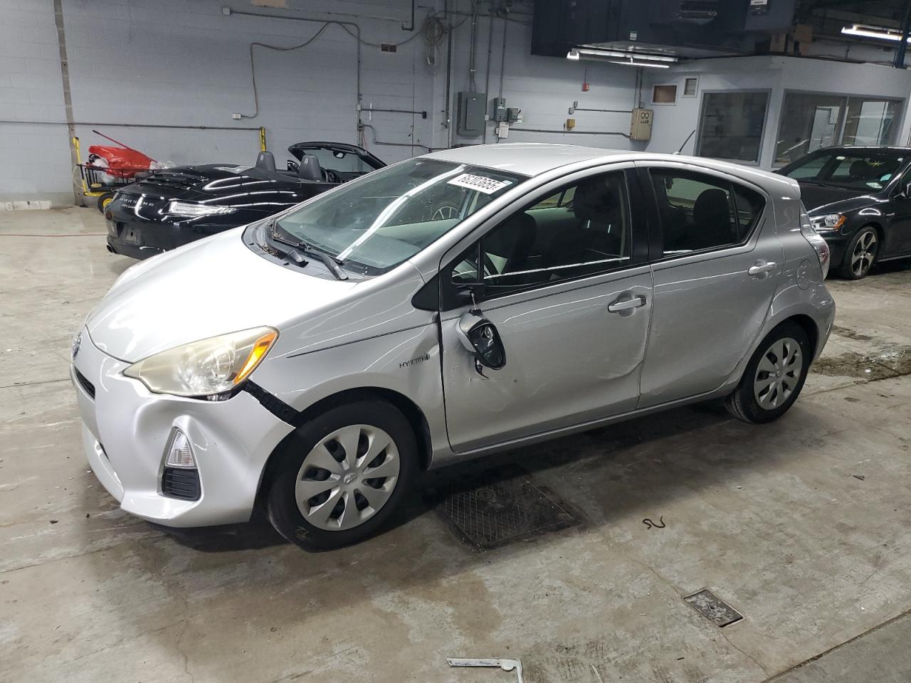 TOYOTA PRIUS C 2014