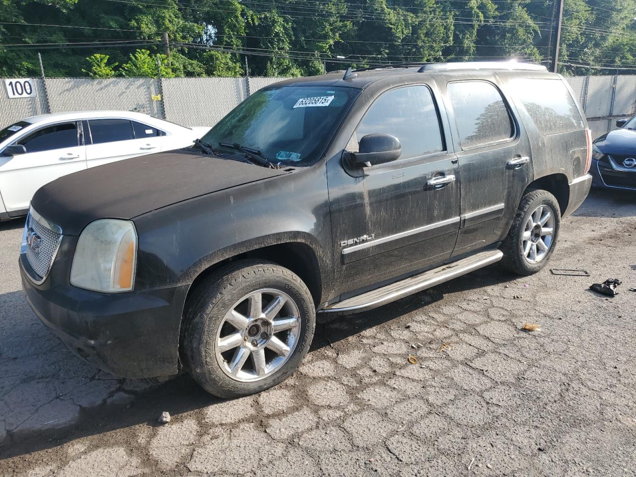 GMC YUKON DENA 2011